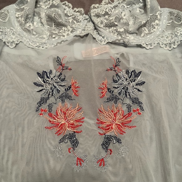 La Vie en Rose - Lingerie Lace Body Suit - Picture 3 of 9